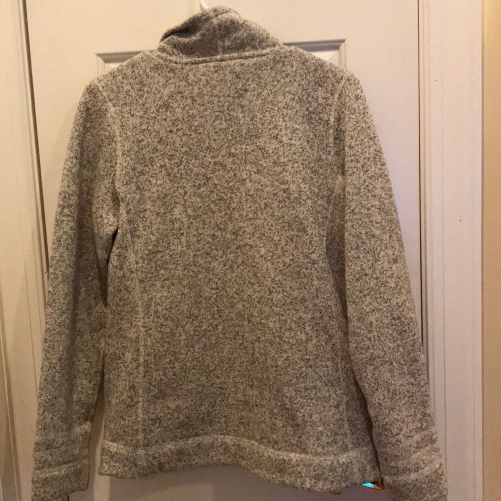 Women’s North Face zip-up jacket. Size: medium - Picture 5 of 6
